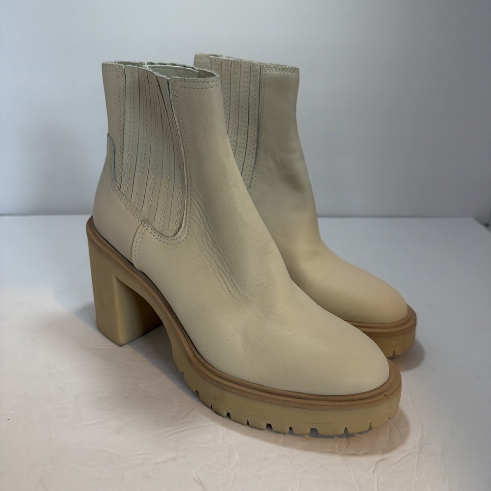 Dolce Vita Women's Caster H20 Boots Size 9.5 Ivory Leather Comfort foam
